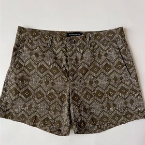 Banana Republic Women's Geometric Olive Shorts